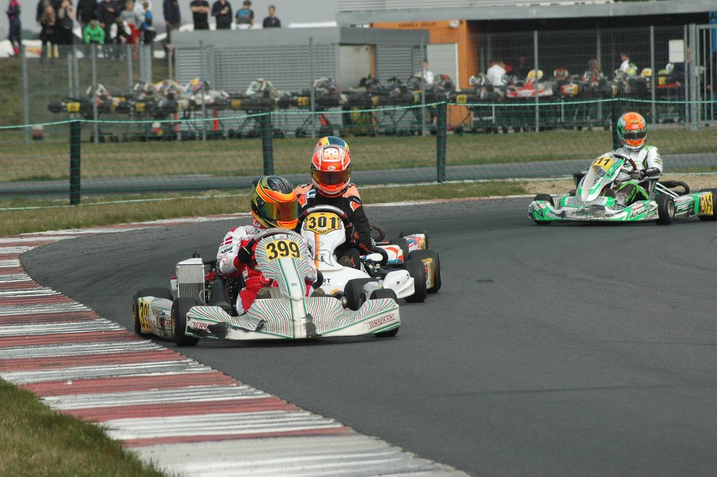 Mads Riis (399) gjorde en god figur i Rotax Senior
(Foto: Niels Kiilerich)